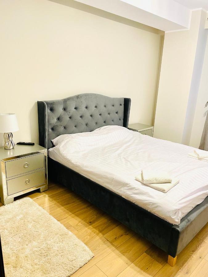 Londof Luxury Apartments - With A Panoramic View Over The City บราชอฟ ภายนอก รูปภาพ